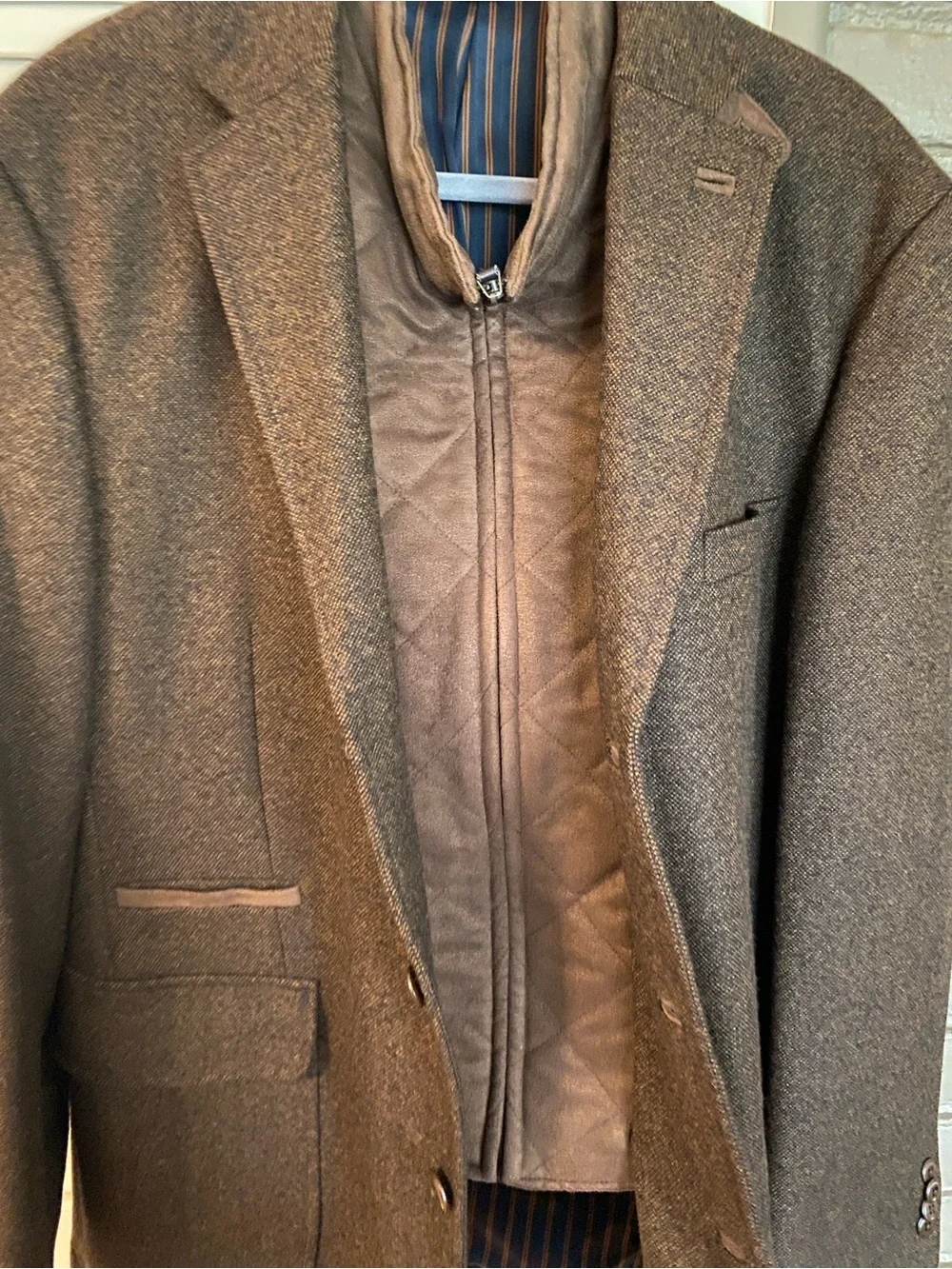 Johnston & Murphy Brown Wool-Blend Blazer with Zip-In Vest - Picture 7 of 12